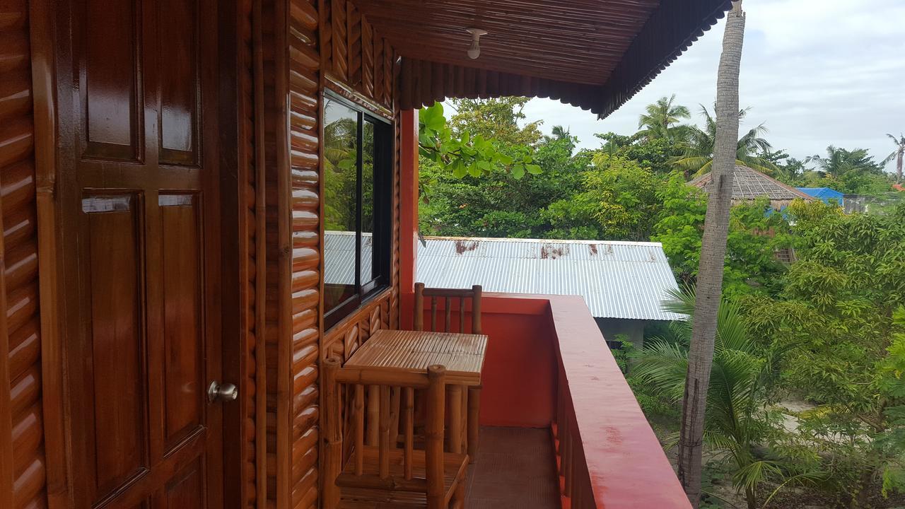 Guanna's Place Room&Resto Bar Isla de Malapascua Exterior foto